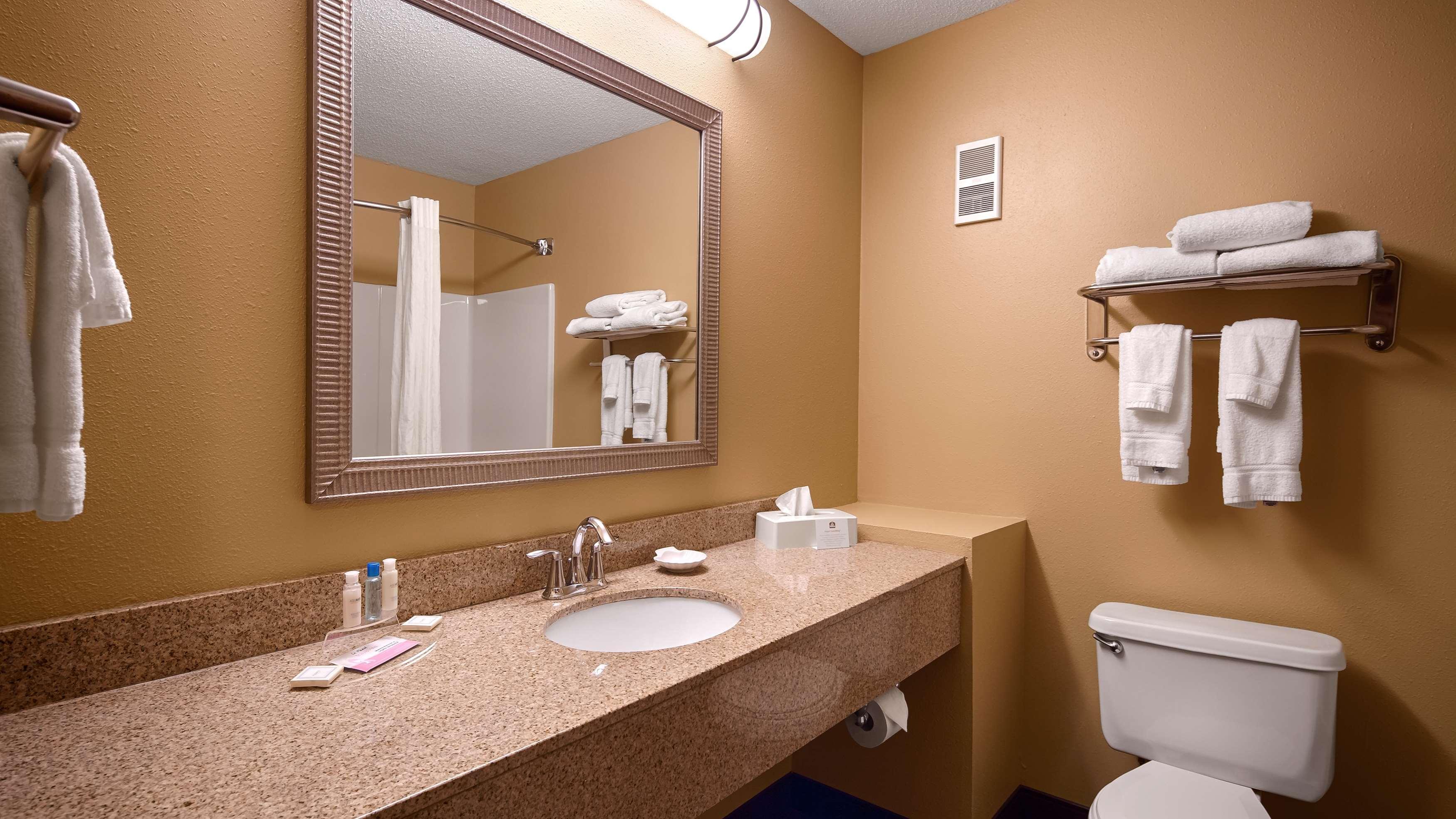 Best Western Plus Executive Inn St. Marys Ngoại thất bức ảnh