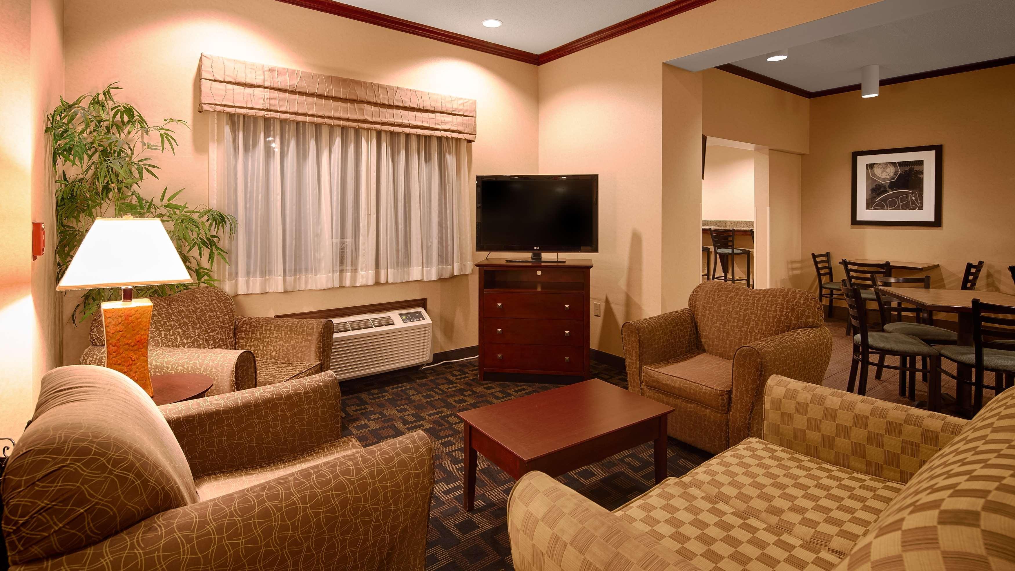 Best Western Plus Executive Inn St. Marys Ngoại thất bức ảnh